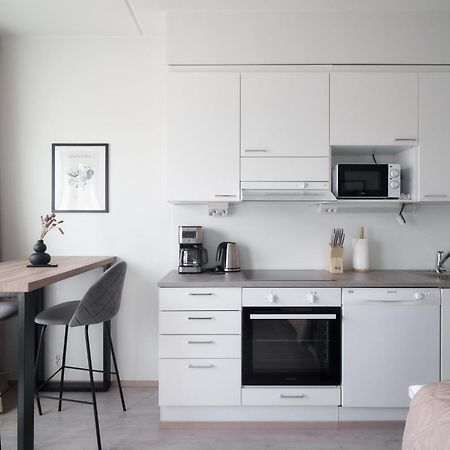 Norden Homes Turku Apartment With Free Parking Buitenkant foto